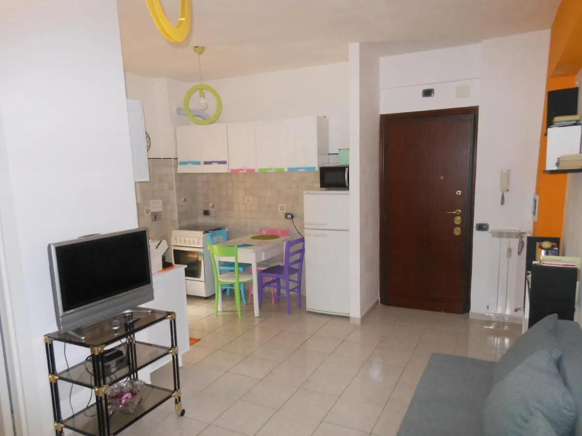 Tourist Accommodation Viola Ai Gordiani Rome 0*,